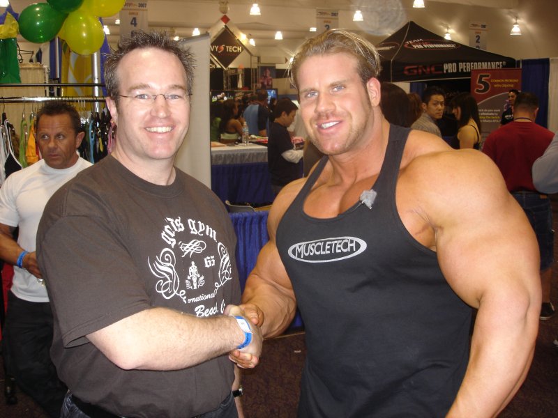 Today’s Superstar Bodybuilders Are Closer to the Fans