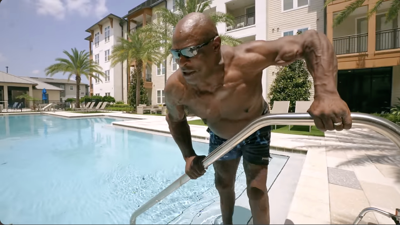 ronnie-coleman-pool