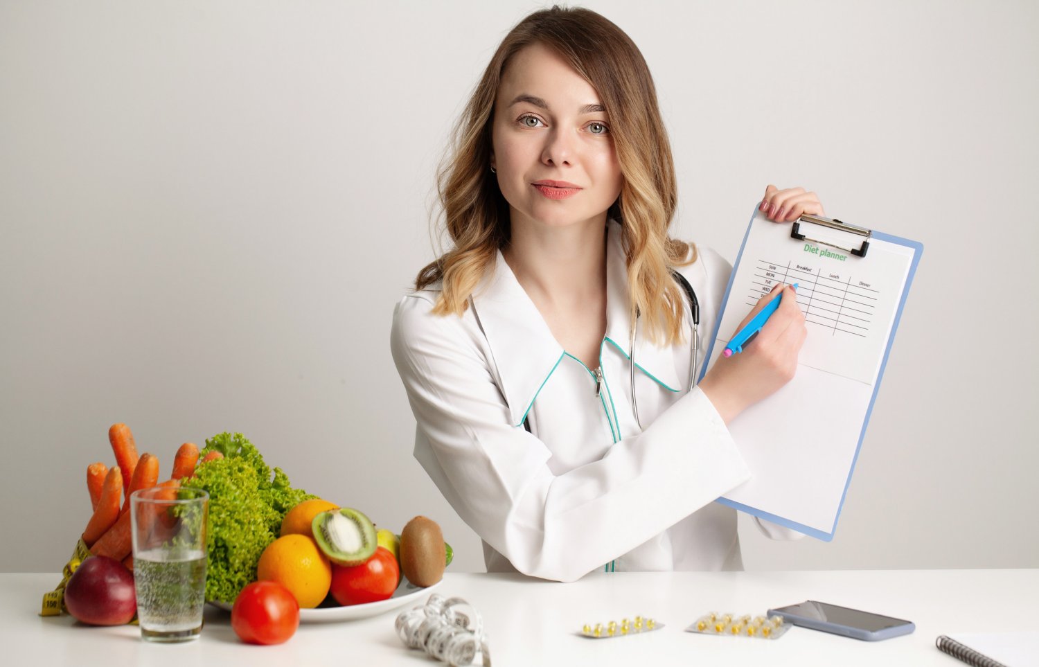 Difference-Between-a-Dietitian-and-Nutritionist